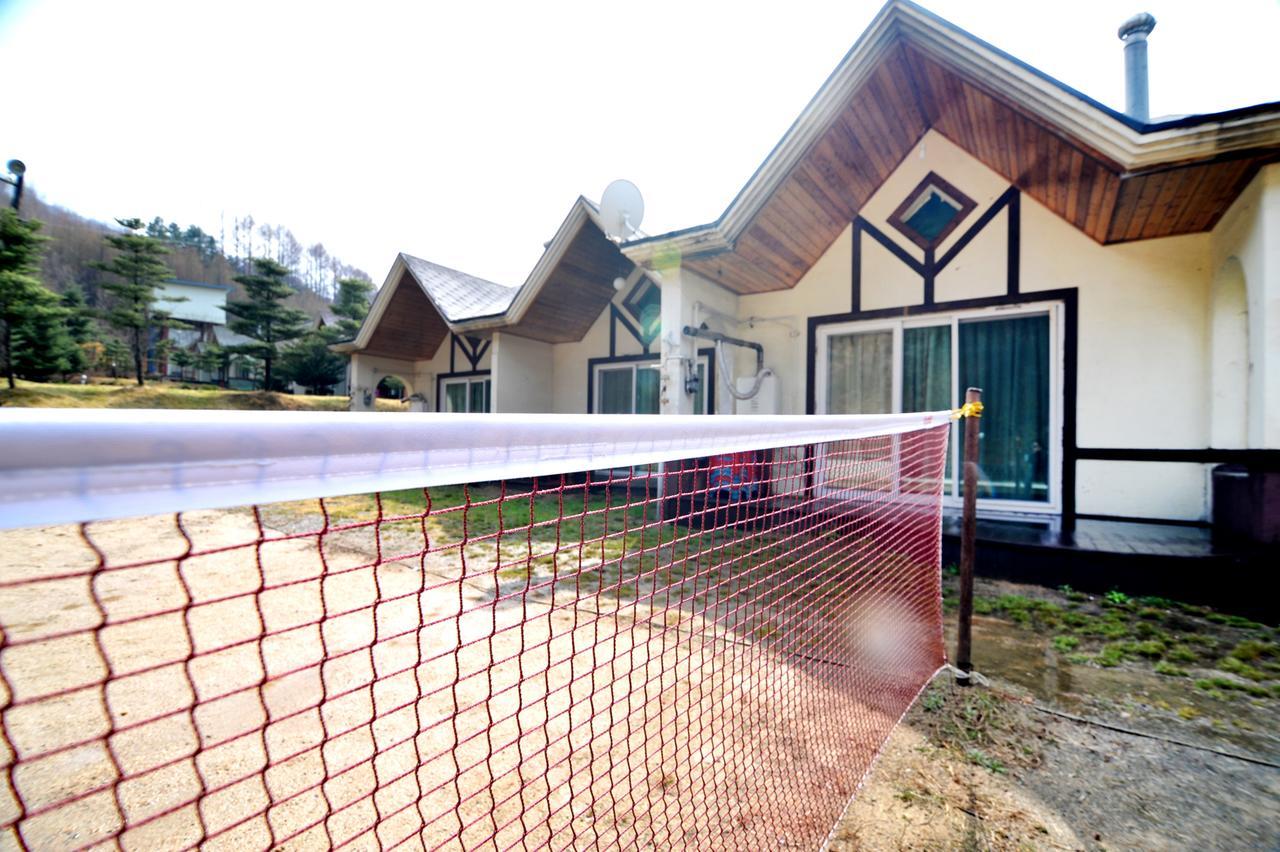Pyeongchang Iris Pension Exterior foto