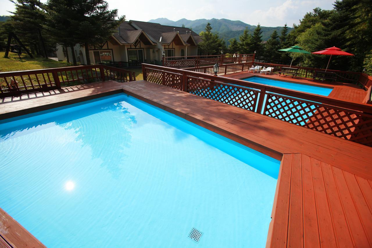 Pyeongchang Iris Pension Exterior foto